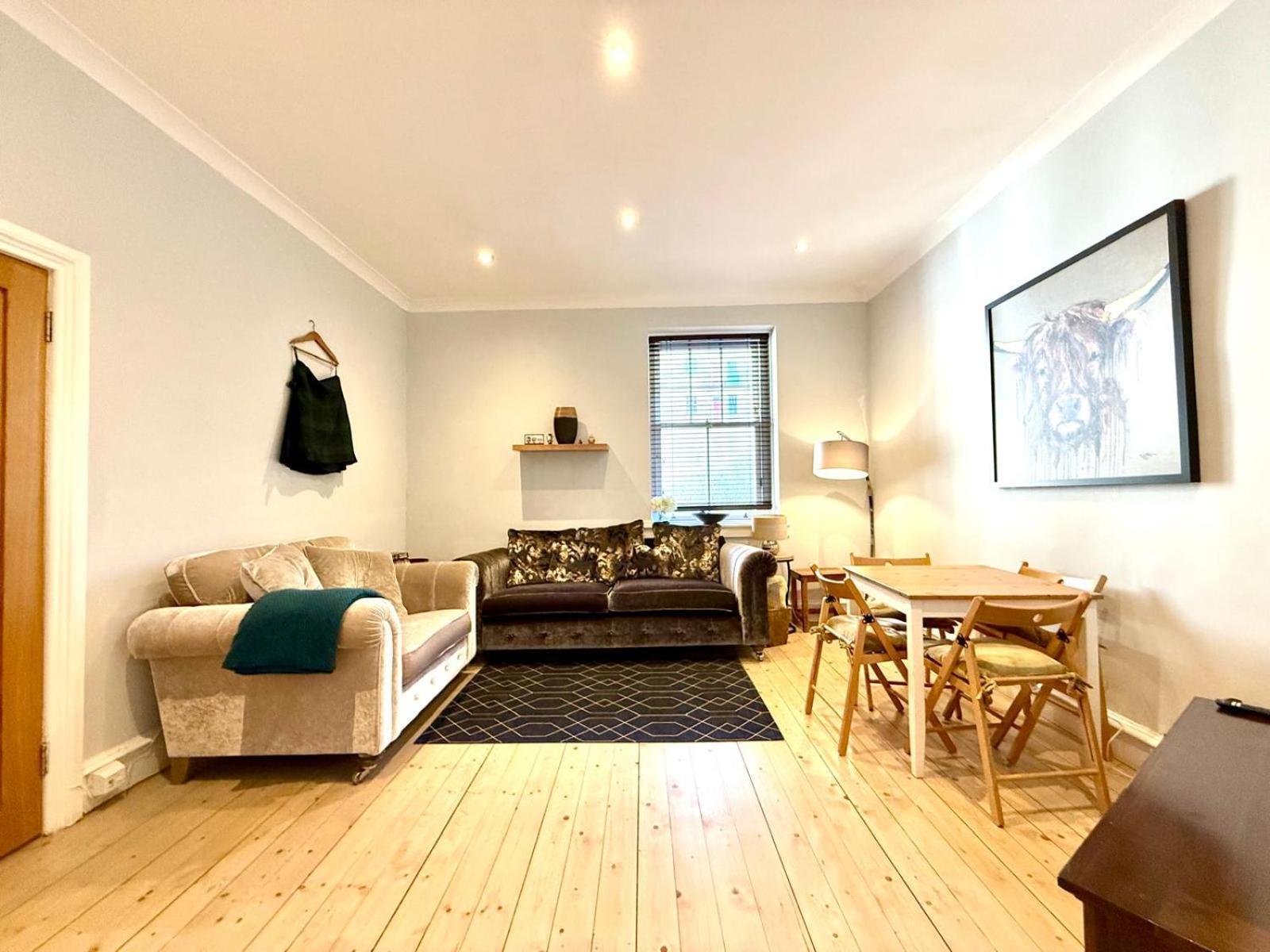 Stunning 2 Bed Apt Nr The Royal Mile & The Castle — Photos 1
